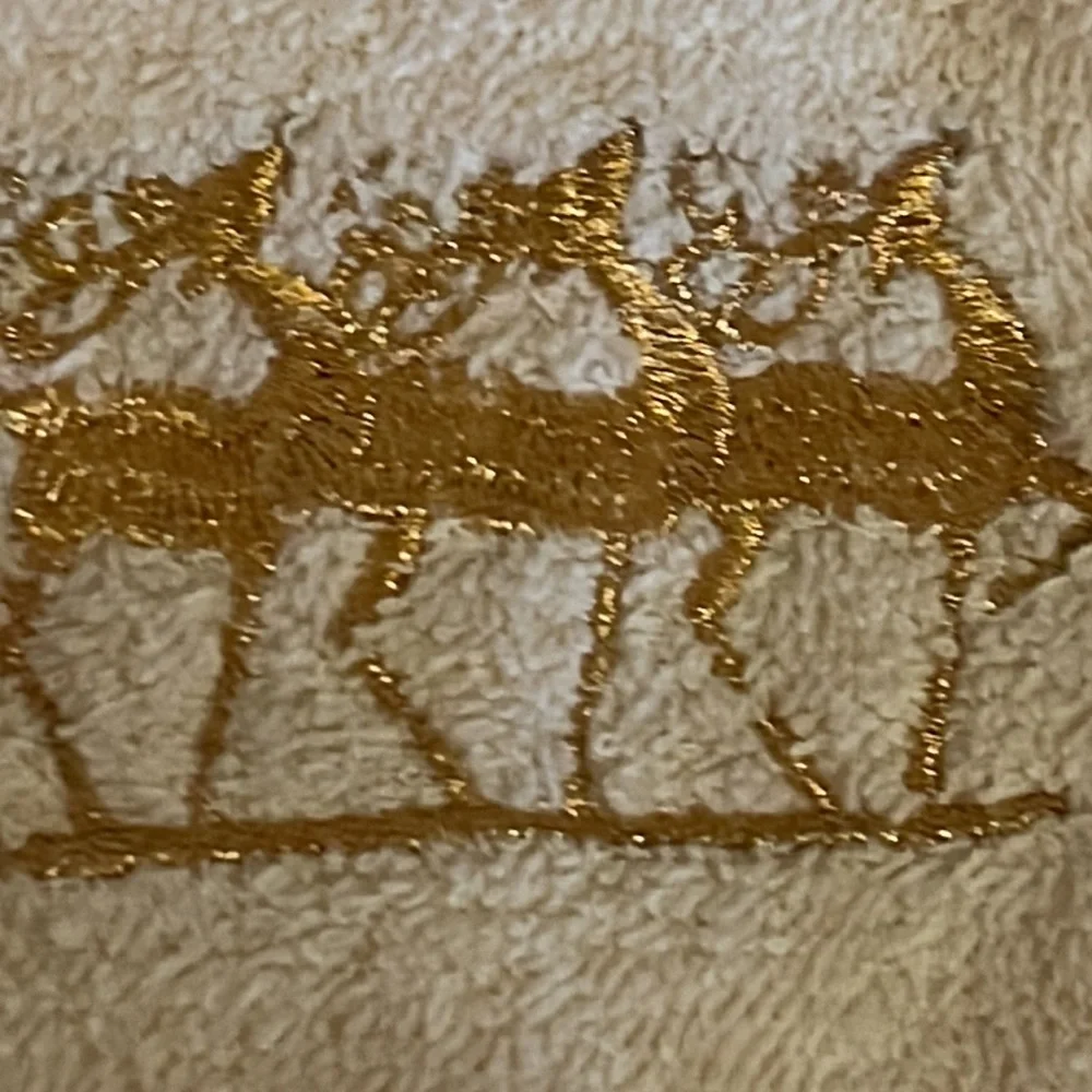 Christmas embroidered guest towels